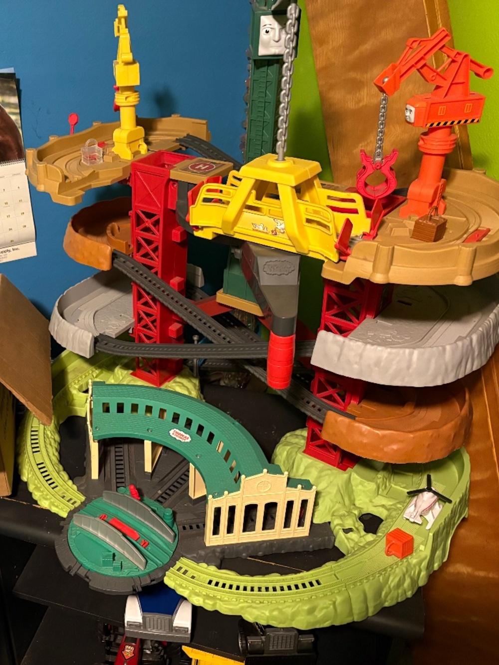 Thomas the Train Super Tower, trains, & tracks